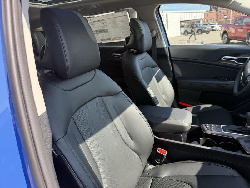 new 2026 Kia Sportage car, priced at $32,141