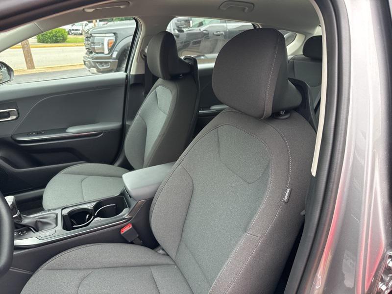 new 2025 Kia K4 car, priced at $22,694