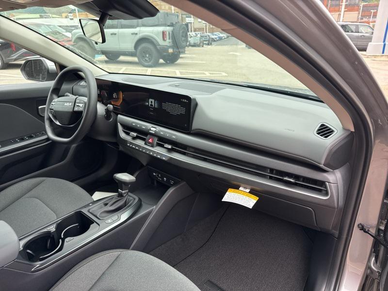 new 2025 Kia K4 car, priced at $22,694