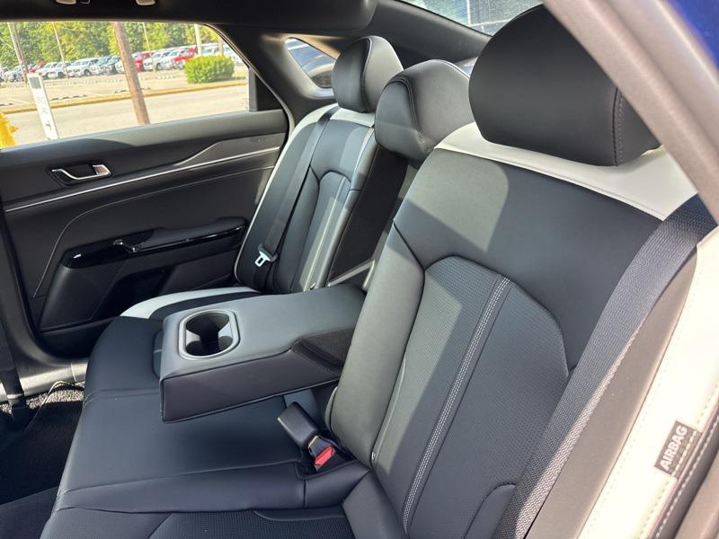 new 2026 Kia K5 car, priced at $31,100