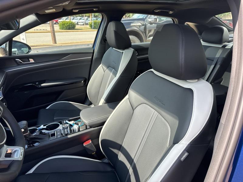 new 2026 Kia K5 car, priced at $31,100