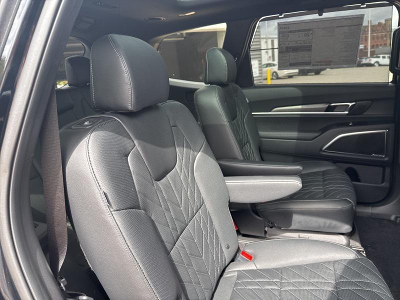 new 2025 Kia Telluride car, priced at $47,781