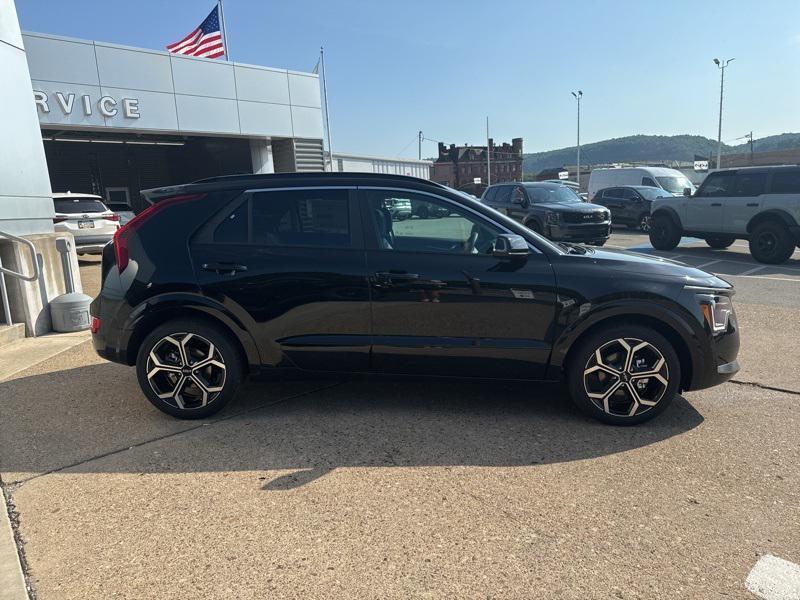 new 2025 Kia Niro car, priced at $30,352