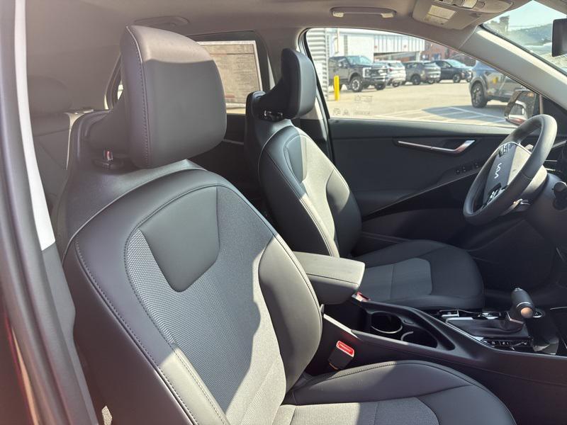 new 2025 Kia Niro car, priced at $30,352