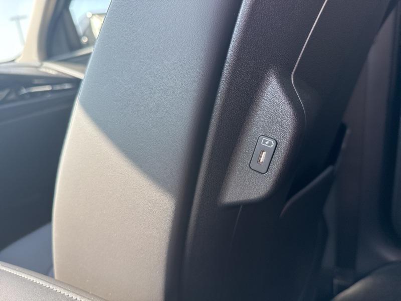 new 2025 Kia Niro car, priced at $30,352