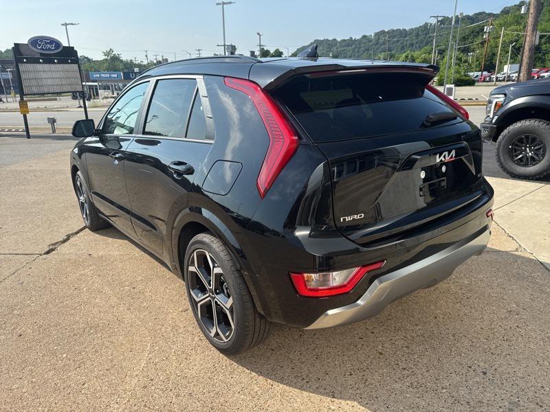 new 2025 Kia Niro car, priced at $30,352
