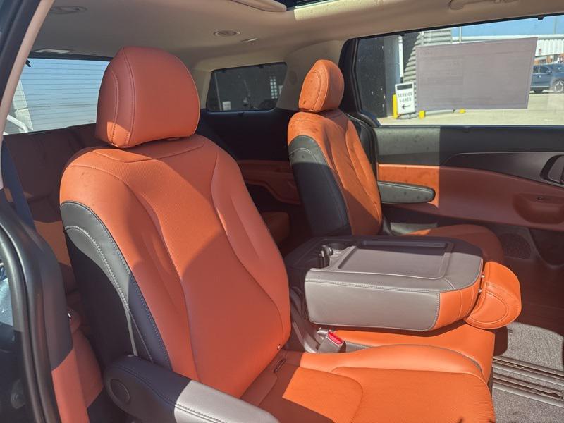 new 2026 Kia Carnival Hybrid car, priced at $47,469