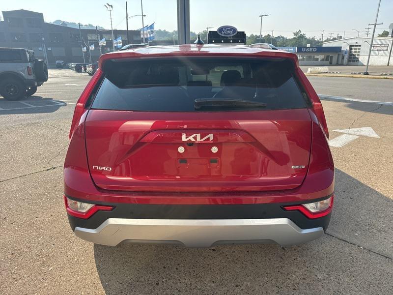 new 2025 Kia Niro Plug-In Hybrid car, priced at $32,600