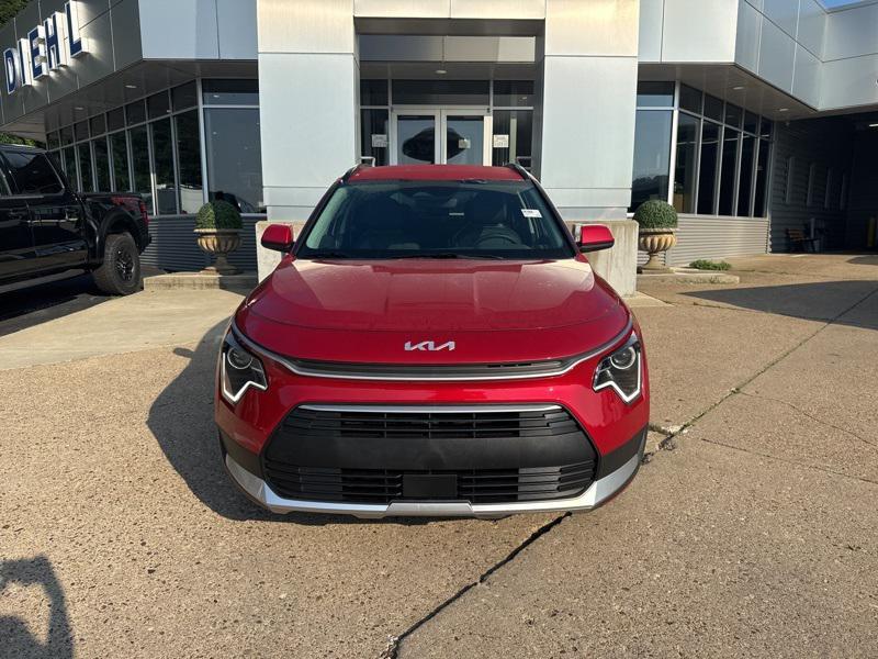 new 2025 Kia Niro Plug-In Hybrid car, priced at $32,600