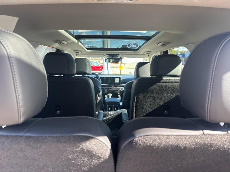 new 2026 Kia Sorento car, priced at $41,000