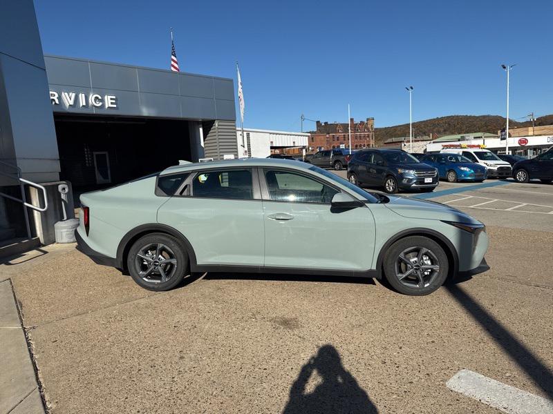 new 2025 Kia K4 car, priced at $23,099