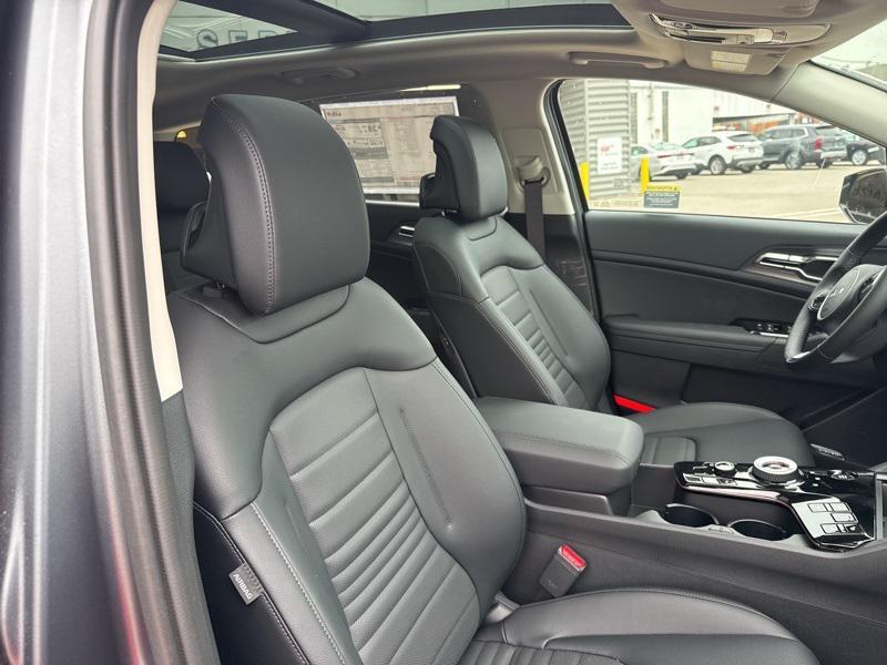 new 2025 Kia Sportage Hybrid car, priced at $36,457