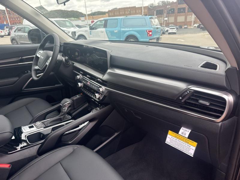 new 2025 Kia Telluride car, priced at $40,165