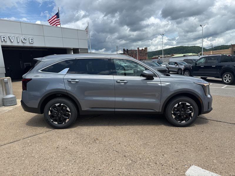 new 2025 Kia Sorento car, priced at $34,132