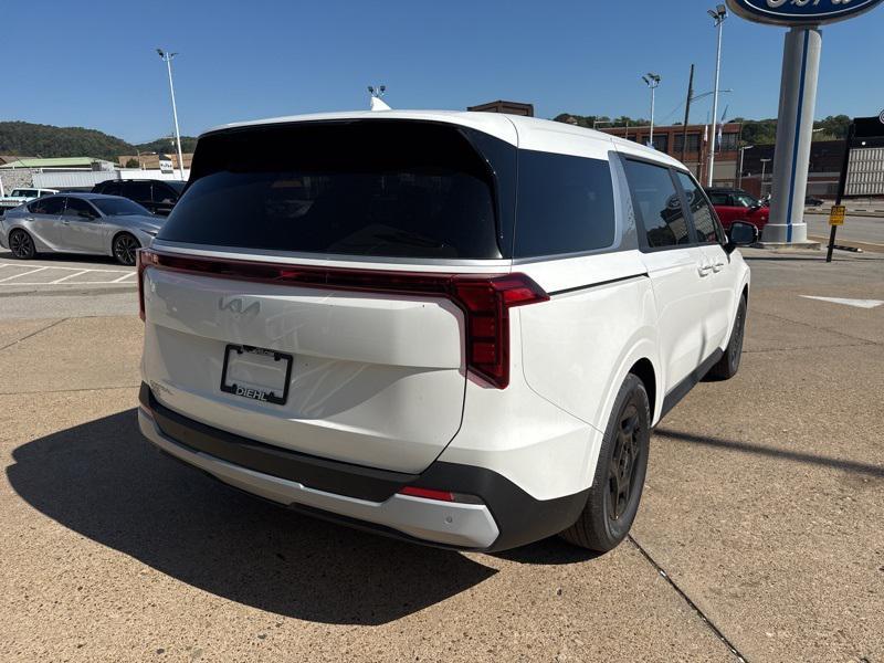 new 2026 Kia Carnival car, priced at $36,226