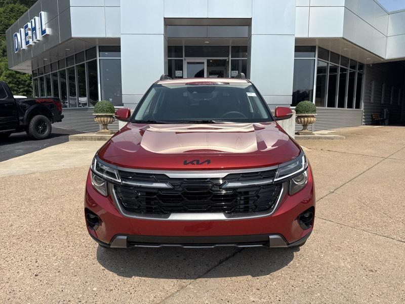 new 2025 Kia Seltos car, priced at $28,000