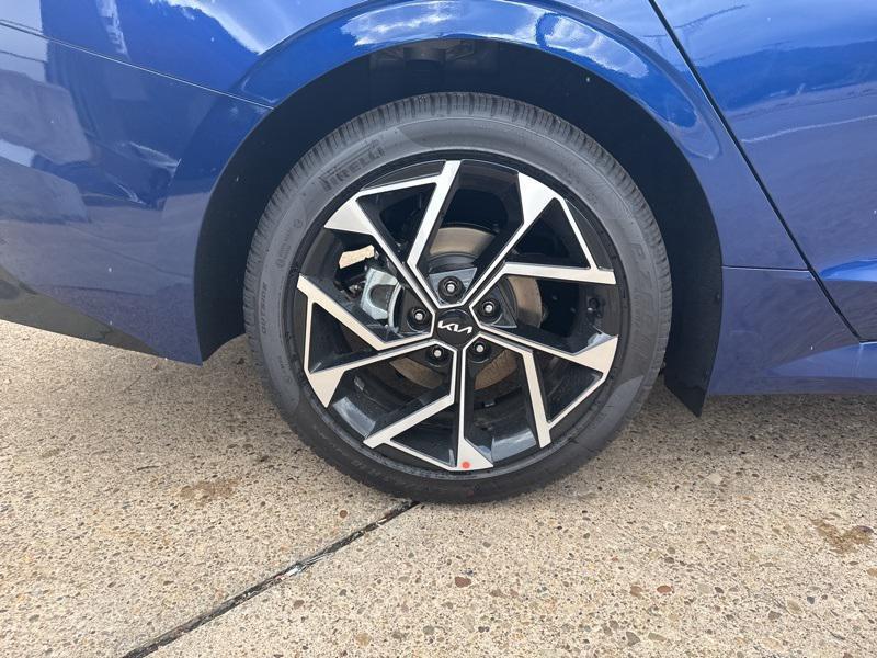 new 2026 Kia K5 car, priced at $34,400