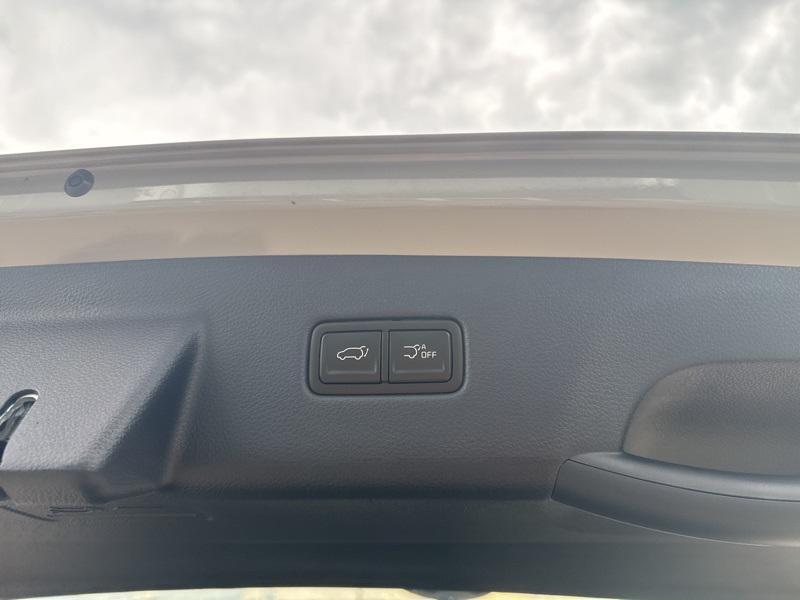 new 2026 Kia Carnival Hybrid car, priced at $52,521