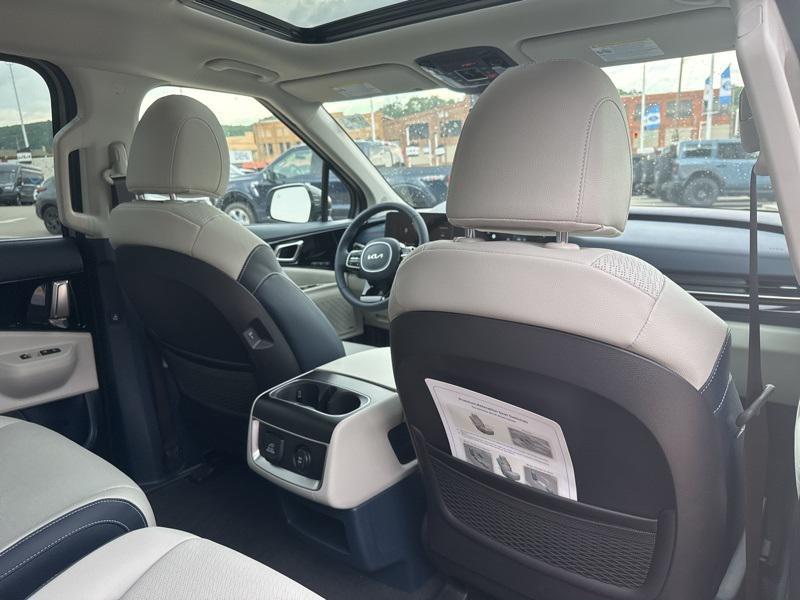 new 2026 Kia Carnival Hybrid car, priced at $52,521