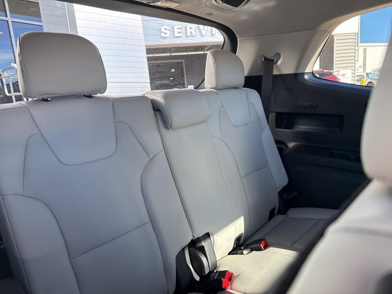 new 2025 Kia Telluride car, priced at $40,953