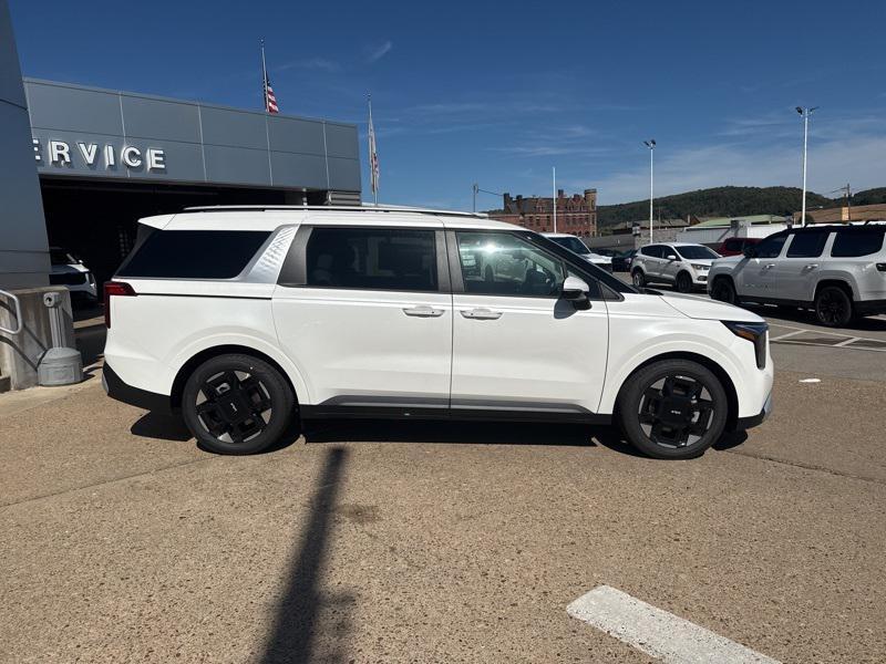 new 2026 Kia Carnival car, priced at $40,216
