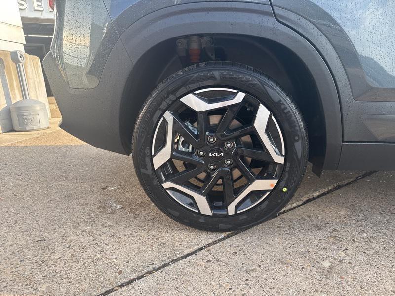 new 2026 Kia Seltos car, priced at $31,777