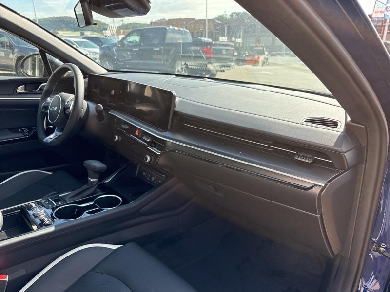 new 2026 Kia K5 car, priced at $31,148