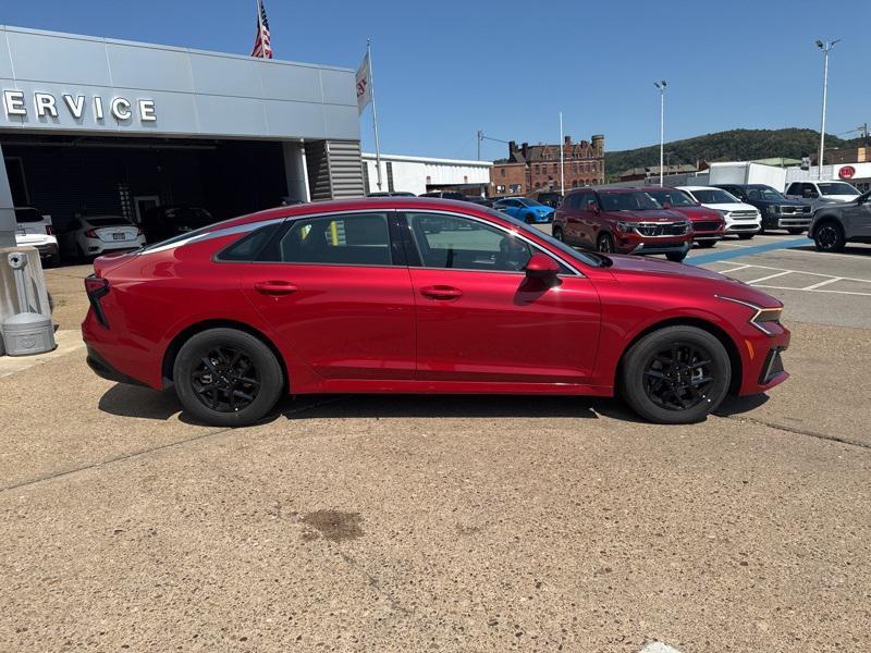 new 2025 Kia K5 car, priced at $25,884