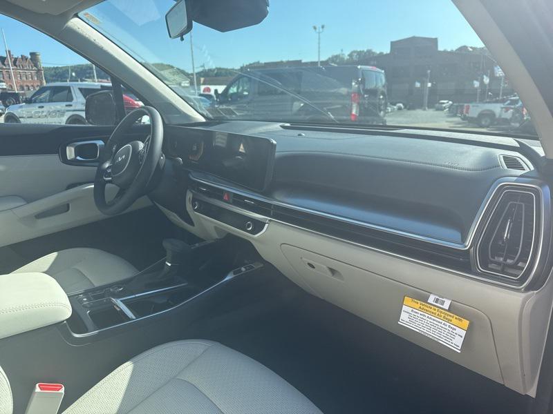 new 2025 Kia Sorento car, priced at $34,360