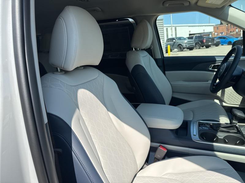 new 2026 Kia Carnival car, priced at $40,245