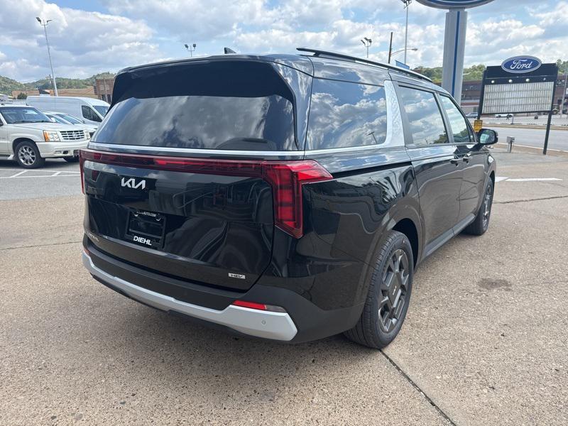 new 2026 Kia Carnival Hybrid car, priced at $43,700