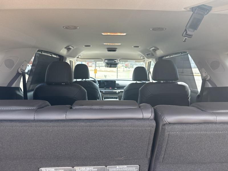 new 2026 Kia Carnival Hybrid car, priced at $43,700