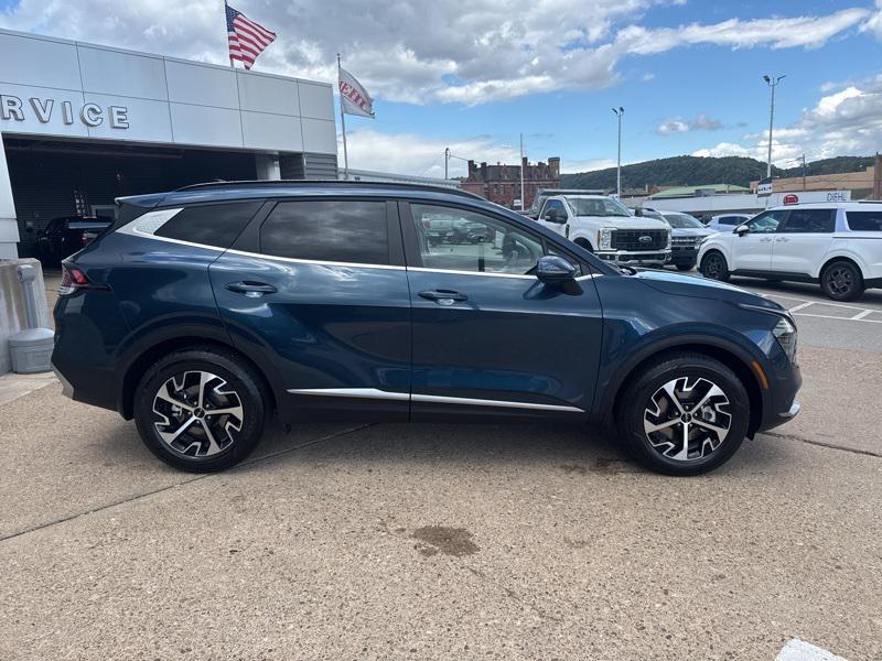 used 2025 Kia Sportage Hybrid car, priced at $31,215