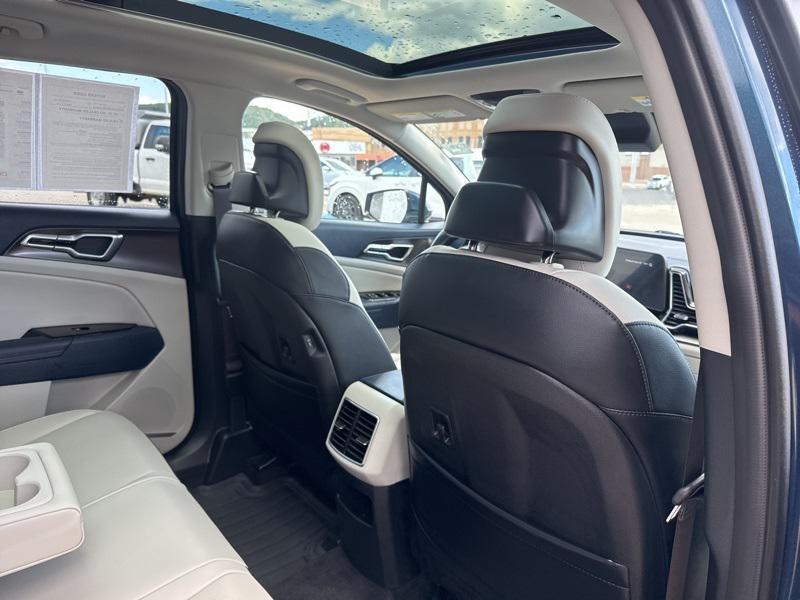 used 2025 Kia Sportage Hybrid car, priced at $31,215