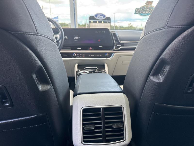 used 2025 Kia Sportage Hybrid car, priced at $31,215