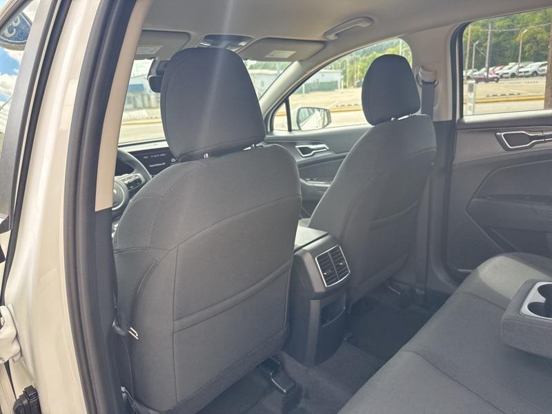 new 2025 Kia Sportage Hybrid car, priced at $29,427