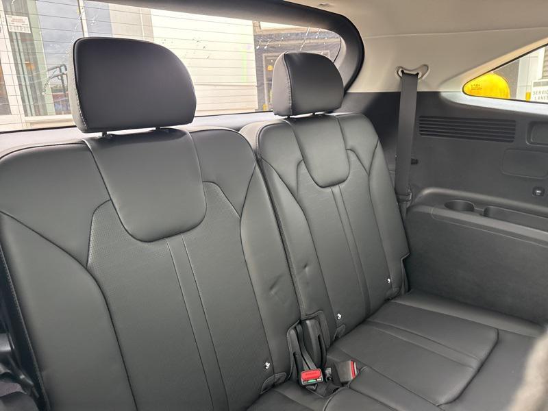 new 2026 Kia Sorento car, priced at $37,800