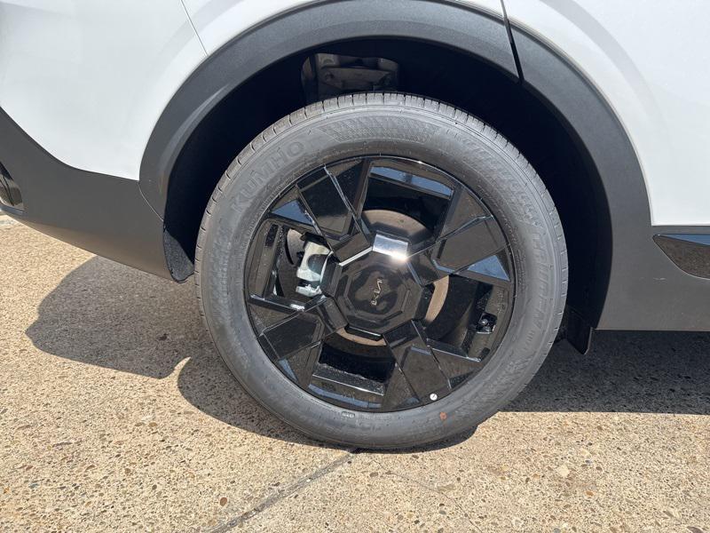 new 2026 Kia Sportage car, priced at $32,100