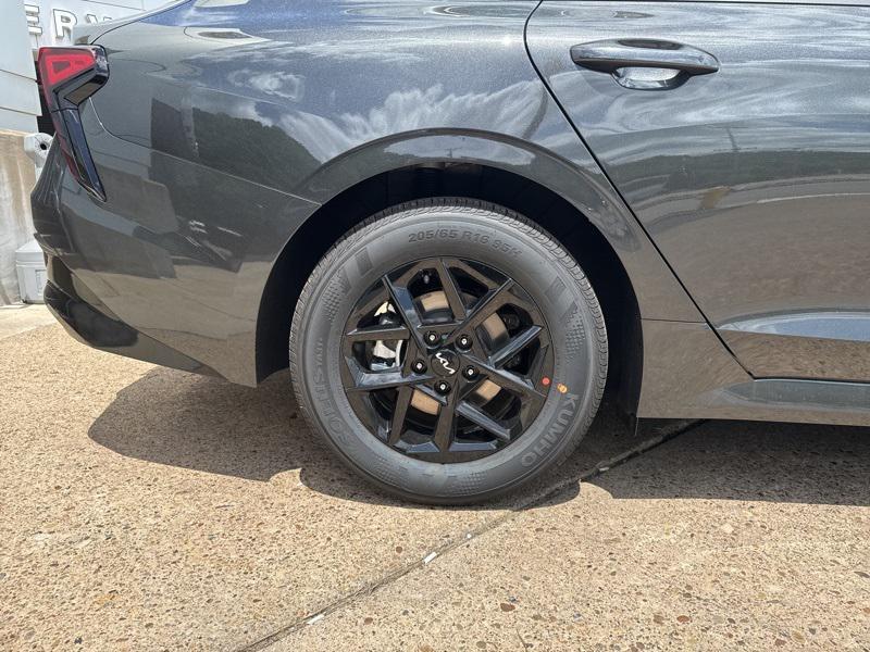 new 2025 Kia K5 car, priced at $25,503