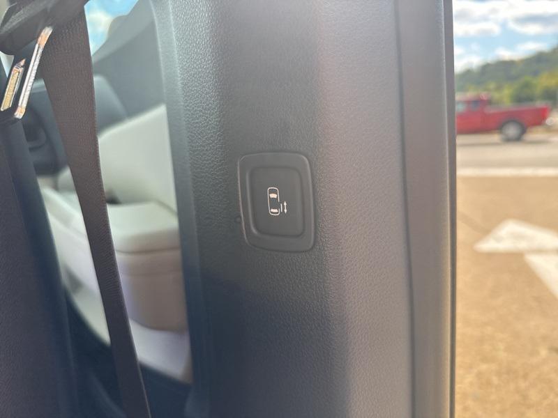 new 2026 Kia Carnival car, priced at $40,382