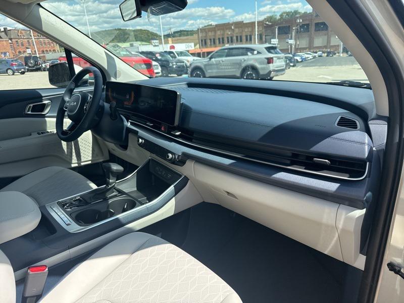 new 2026 Kia Carnival car, priced at $40,382