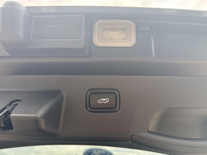 new 2025 Kia EV6 car, priced at $44,000