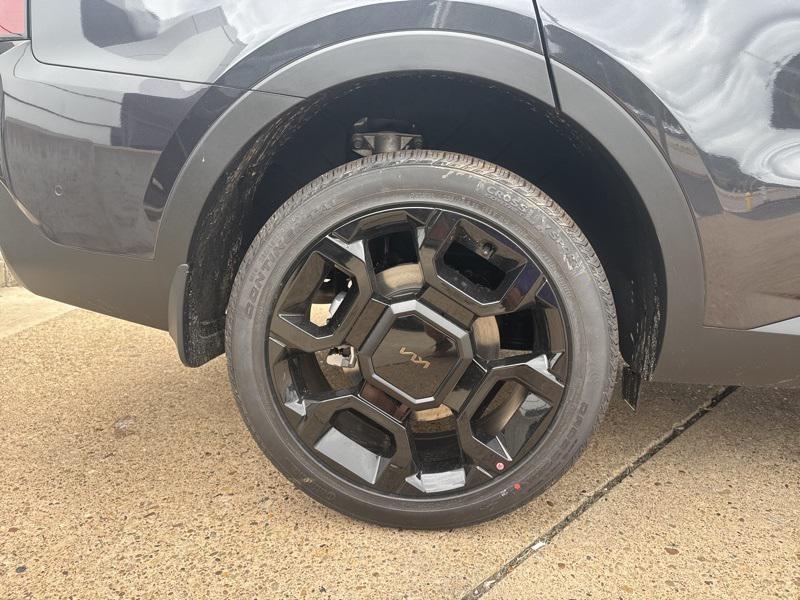 new 2025 Kia Sorento car, priced at $39,302