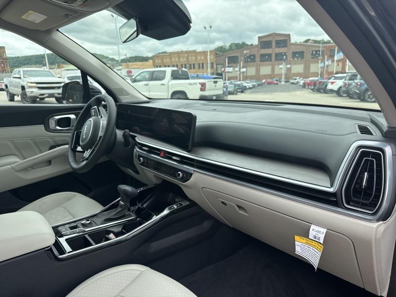 new 2025 Kia Sorento car, priced at $39,302