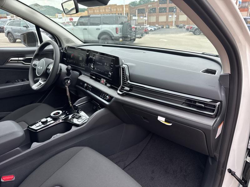 new 2025 Kia Sportage Hybrid car, priced at $29,427