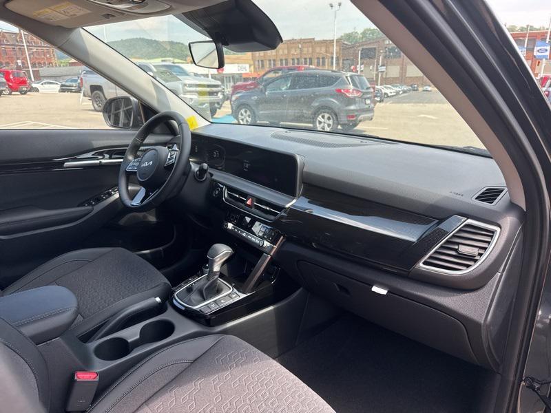 new 2025 Kia Seltos car, priced at $25,418