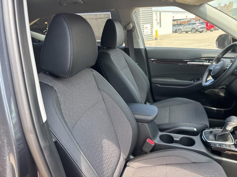 new 2025 Kia Seltos car, priced at $25,418