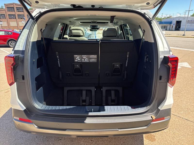 new 2026 Kia Carnival Hybrid car, priced at $51,521
