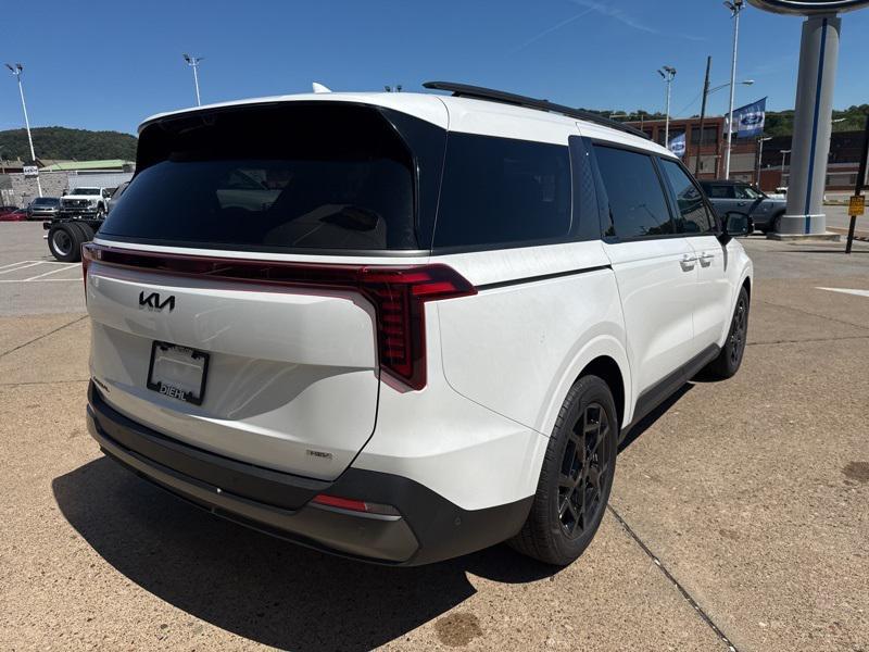 new 2026 Kia Carnival Hybrid car, priced at $51,521