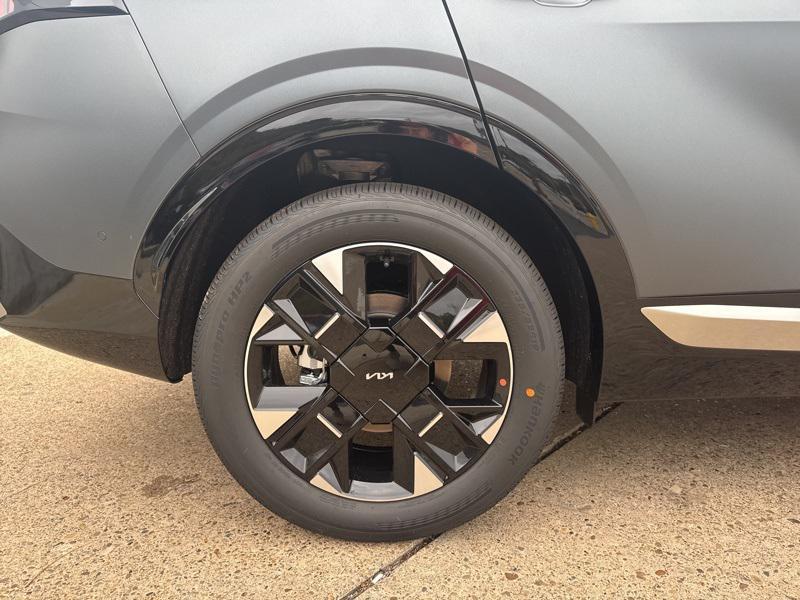 new 2026 Kia Sportage Hybrid car, priced at $40,800